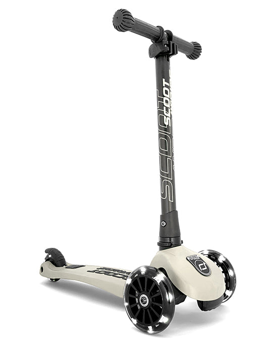 Highwaykick 3 LED Kinderroller Scooter | 3 - 5 Jahren