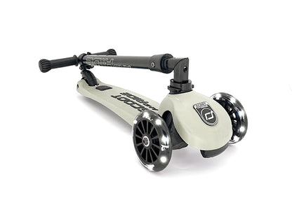 Highwaykick 3 LED Kinderroller Scooter | 3 - 5 Jahren