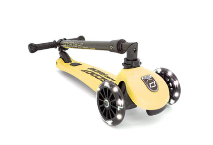 Highwaykick 3 LED Kinderroller Scooter | 3 - 5 Jahren
